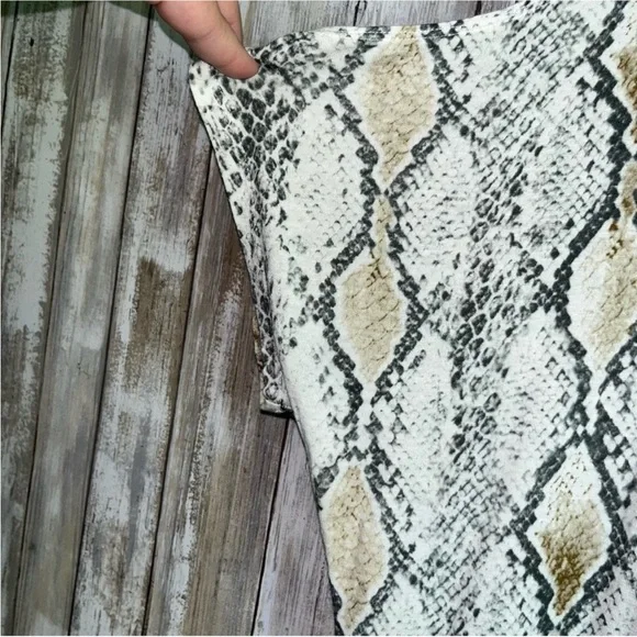 Express One Elena Snake Print Open Shoulder Blouse - Picture 3 of 6